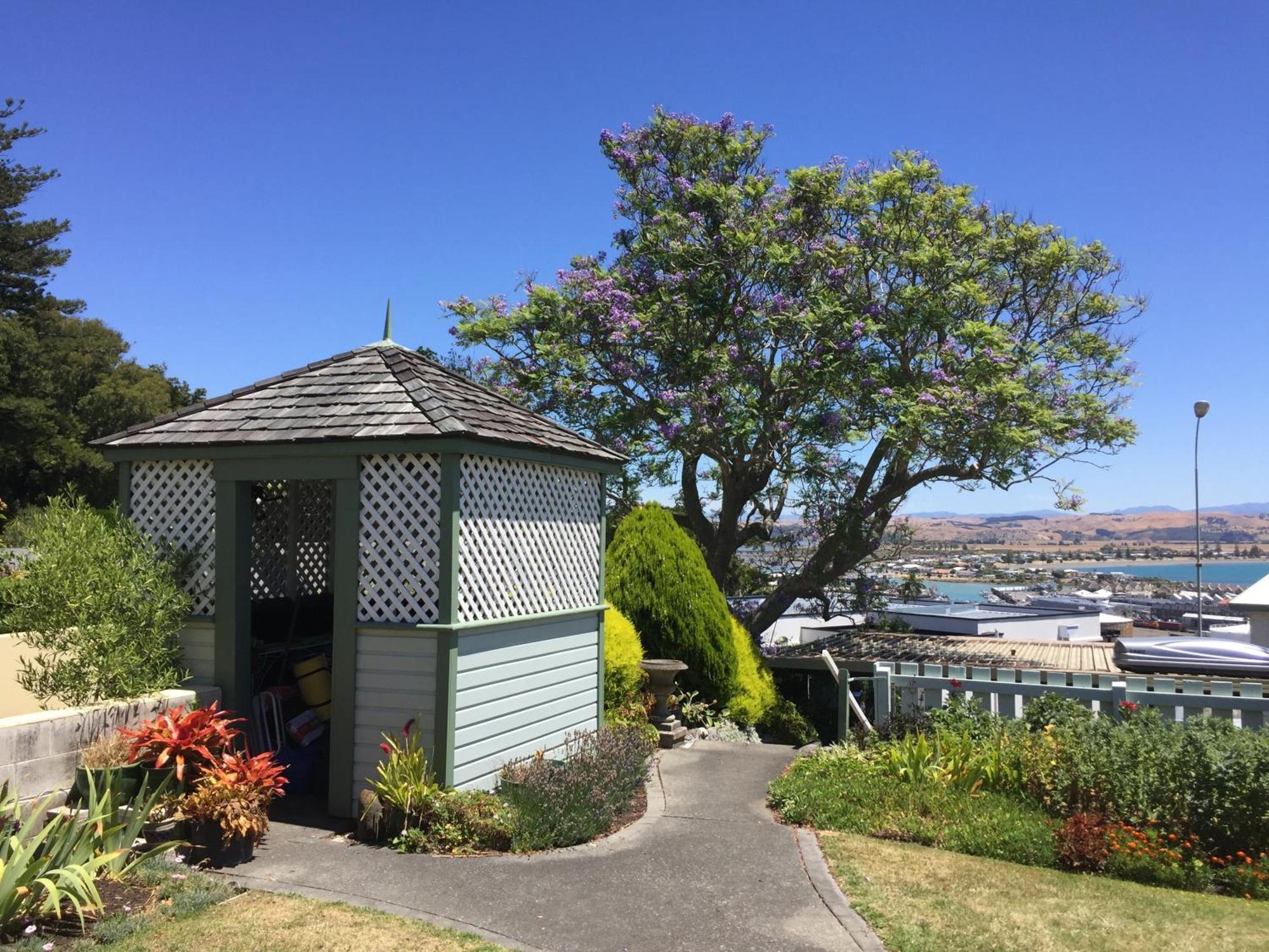 Jacaranda Lodge - Napier Hill Holiday Home Екстериор снимка