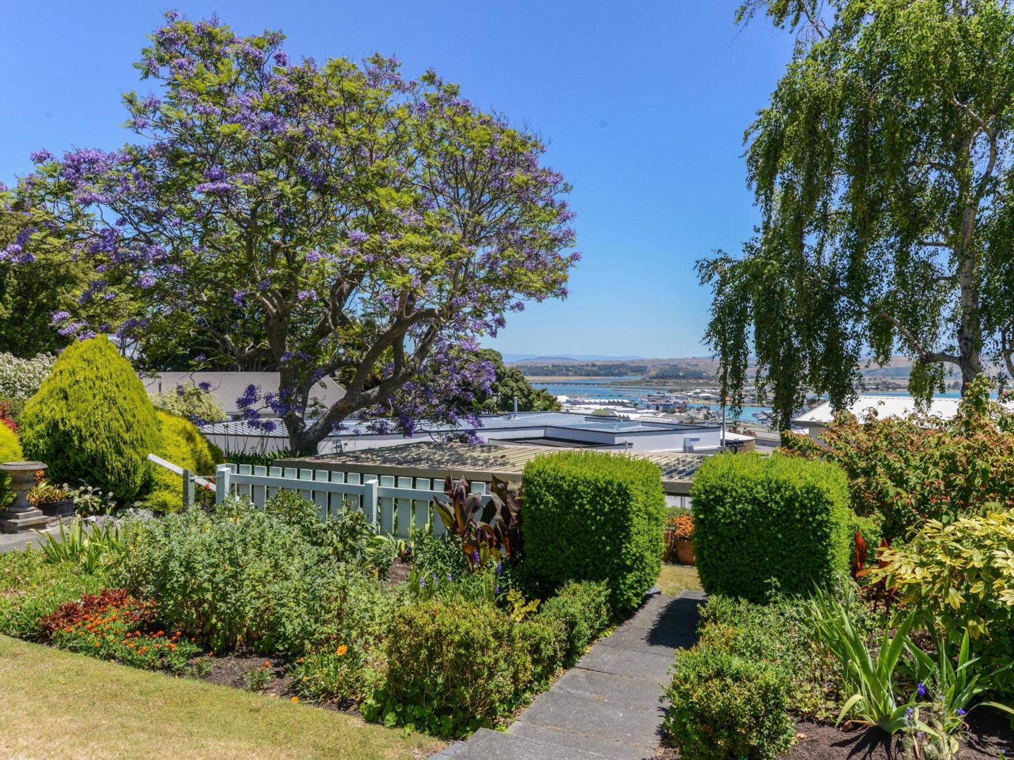 Jacaranda Lodge - Napier Hill Holiday Home Екстериор снимка